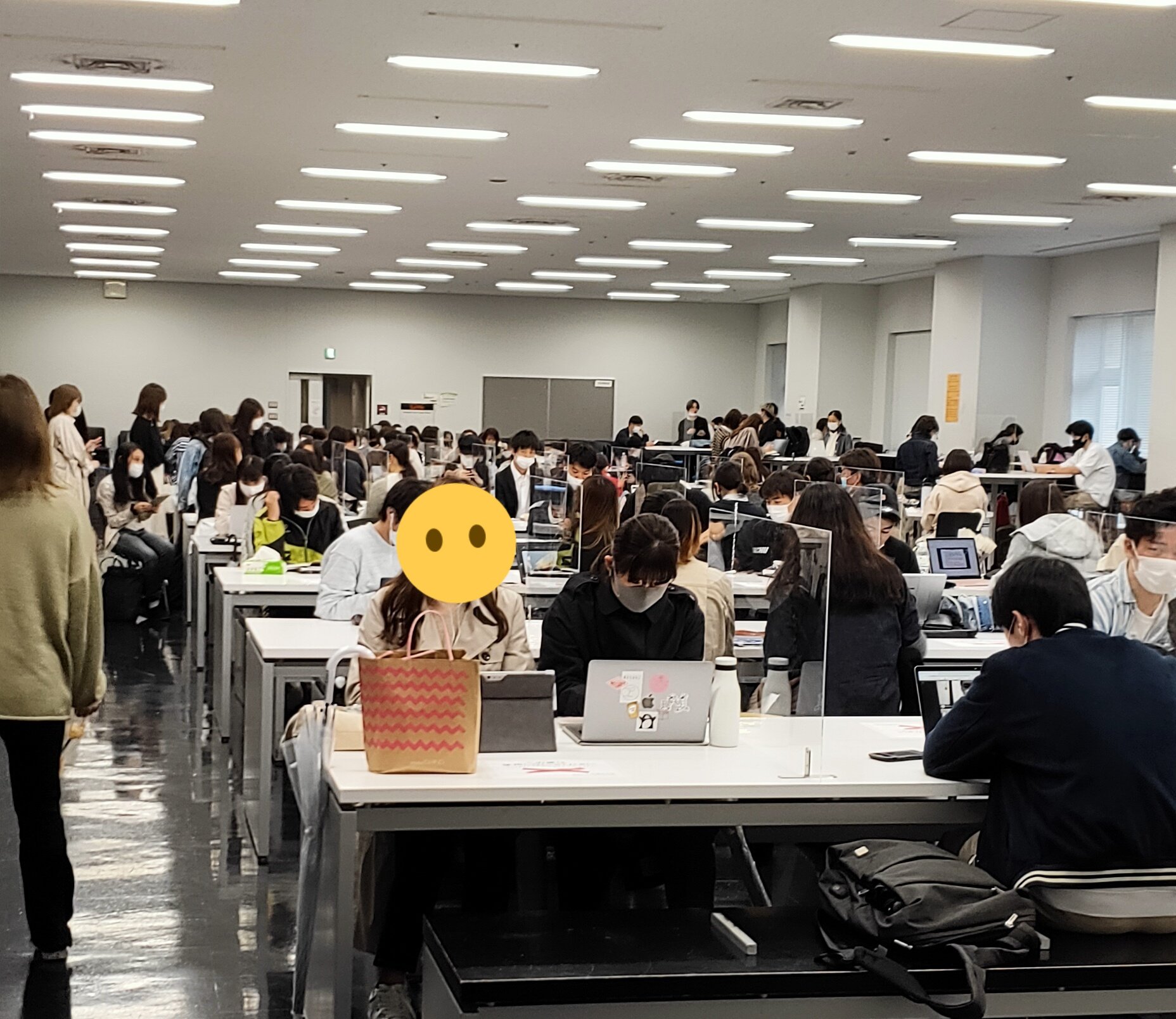 衝撃 気が付いたら密 オンライン授業中の早稲田大学の様子が話題 つーつーおーる 早稲田を面白くするwebメディア